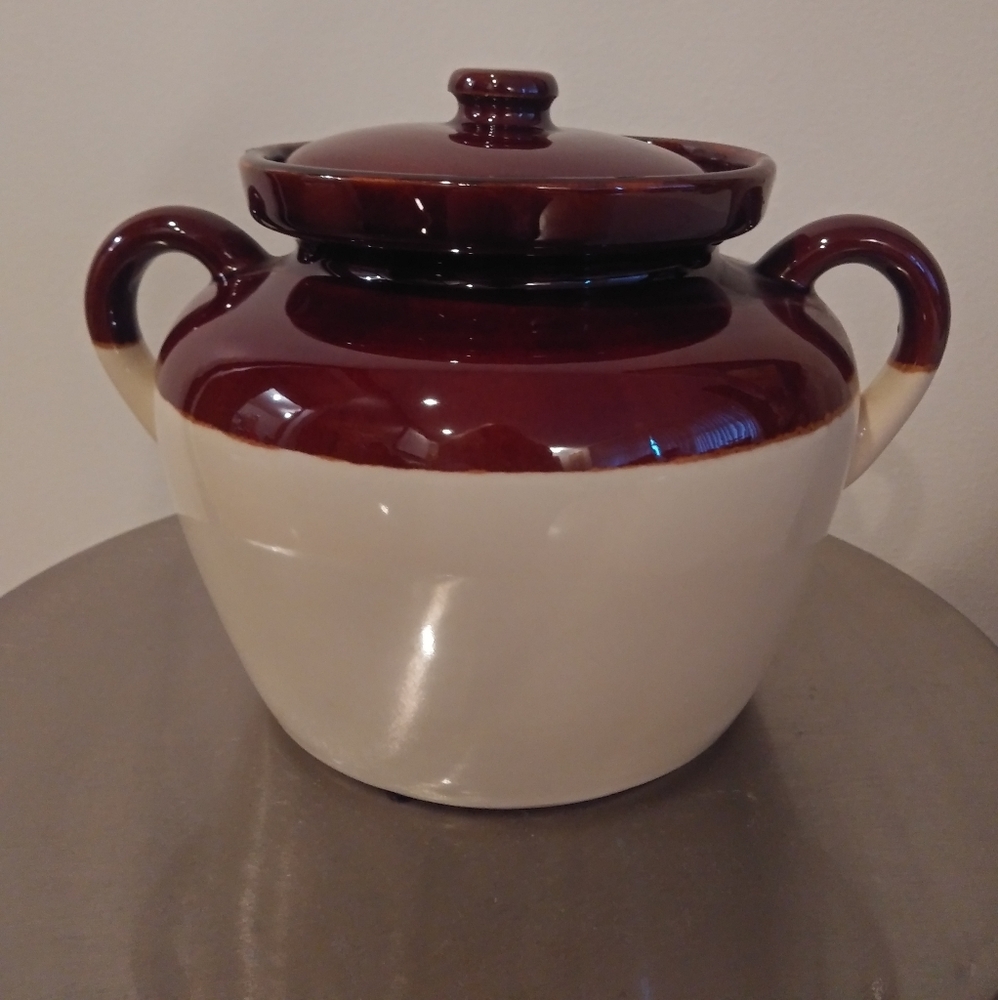 Vintage McCoy Bean Pot #1242